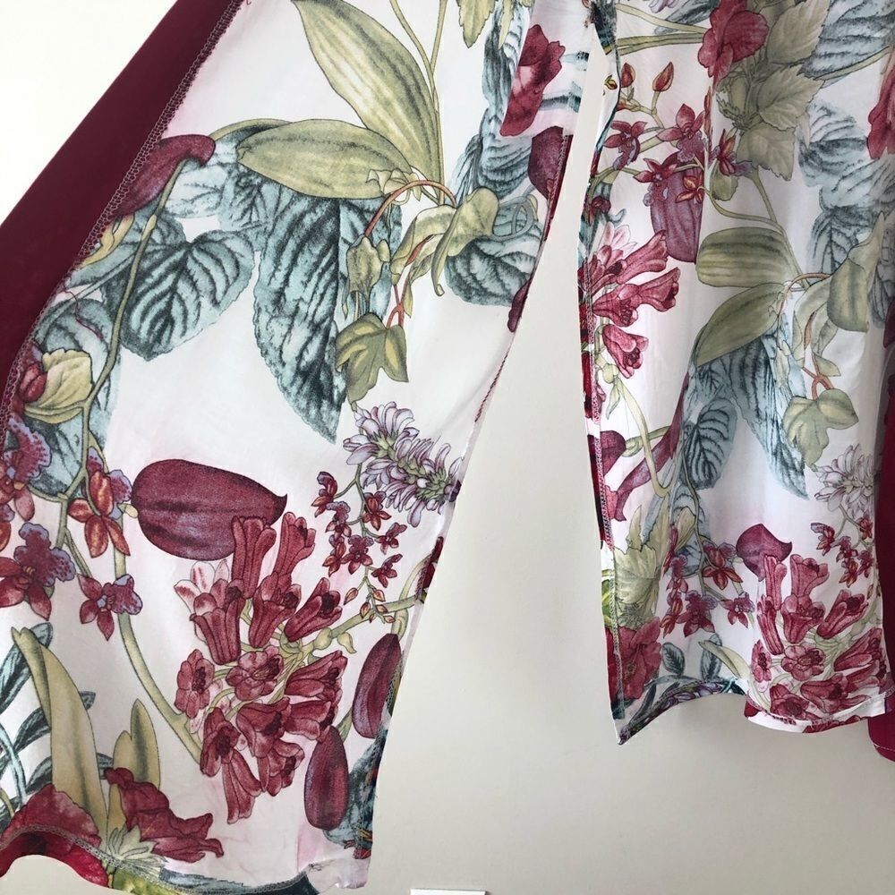 Iulla collection hibiscus 🌺 floral kimono - Picture 3 of 6